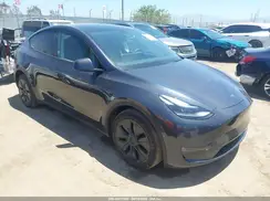 7SAYGDEE7RF182288 2024 TESLA MODEL Y
