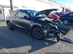 7SAYGDEE7RF192920 2024 TESLA MODEL Y