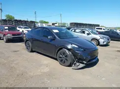 7SAYGDEE7RF196496 2024 TESLA MODEL Y