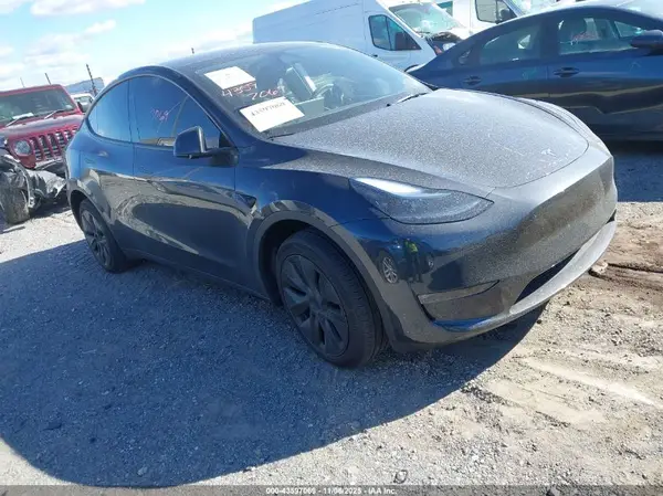 7SAYGDEE7RF198376 2024 TESLA MODEL Y - Image 1
