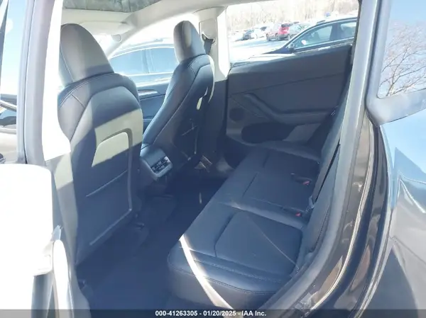 7SAYGDEE7RF199673 2024 TESLA MODEL Y - Image 8