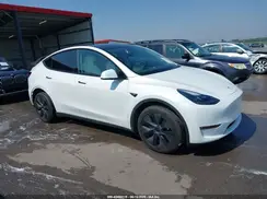 7SAYGDEE7RF202104 2024 TESLA MODEL Y