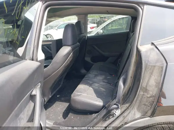 7SAYGDEE7RF205181 2024 TESLA MODEL Y - Image 8