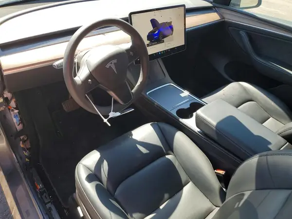 7SAYGDEE7RF213510 2024 TESLA MODEL Y - Image 8