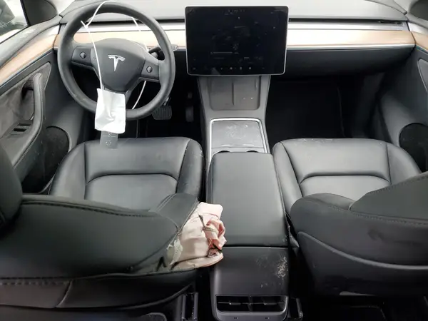 7SAYGDEE7RF985344 2024 TESLA MODEL Y - Image 8