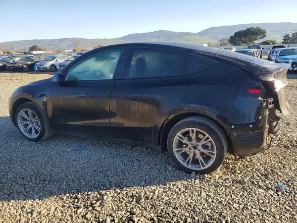 7SAYGDEE7RF985845 2024 TESLA MODEL Y - Image 2
