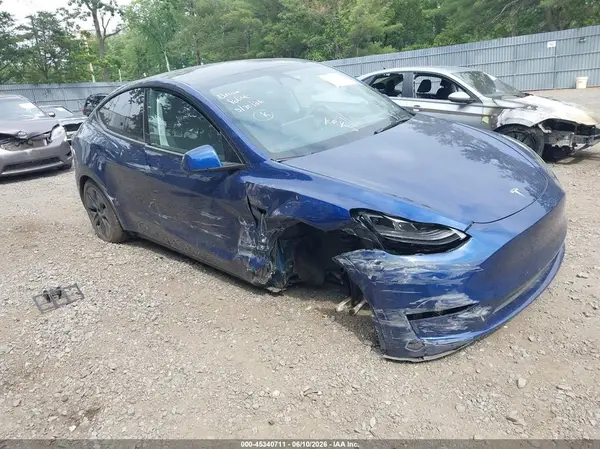 7SAYGDEE7SA341622 2025 TESLA MODEL Y - Image 1
