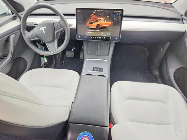 7SAYGDEE7SA344794 2025 TESLA MODEL Y - Image 8