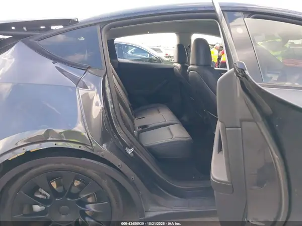 7SAYGDEE7SA345847 2025 TESLA MODEL Y - Image 8