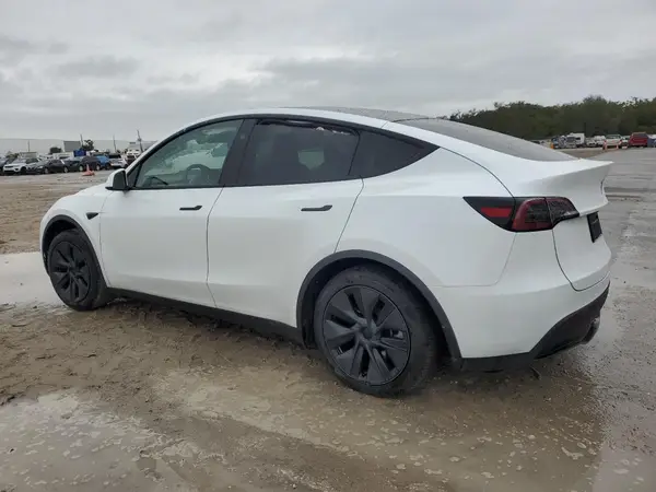 7SAYGDEE7SA350336 2025 TESLA MODEL Y - Image 2