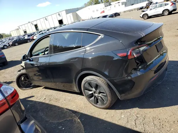 7SAYGDEE7SA354497 2025 TESLA MODEL Y - Image 2