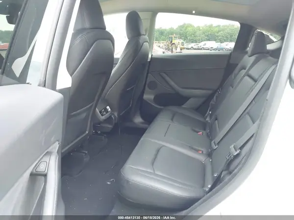 7SAYGDEE7SF220138 2025 TESLA MODEL Y - Image 8