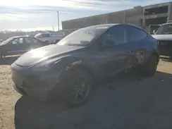 7SAYGDEE7SF237490 2025 TESLA MODEL Y