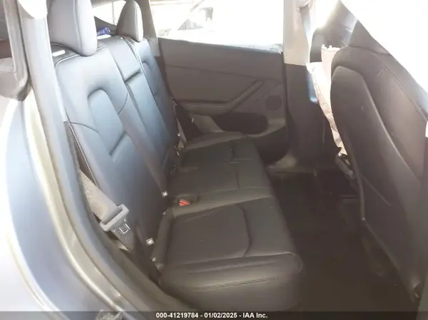 7SAYGDEE7SF245833 2025 TESLA MODEL Y - Image 8