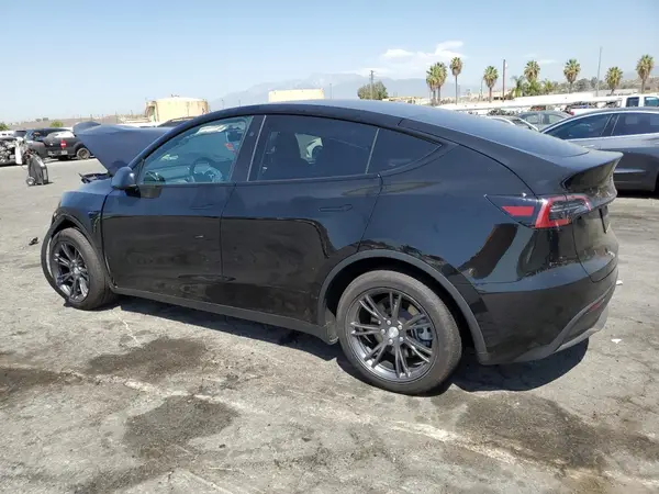 7SAYGDEE7SF251731 2025 TESLA MODEL Y - Image 2