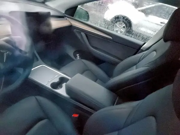 7SAYGDEE7SF264995 2025 TESLA MODEL Y - Image 8