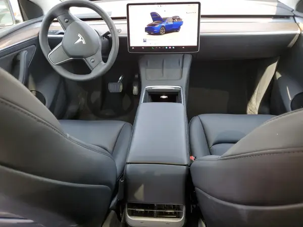 7SAYGDEE7SF276144 2025 TESLA MODEL Y - Image 8