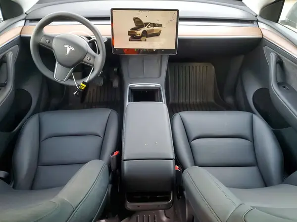 7SAYGDEE7SF280758 2025 TESLA MODEL Y - Image 8