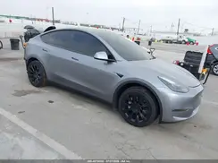 7SAYGDEE7SF283627 2025 TESLA MODEL Y