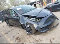 7SAYGDEE7SF287094 2025 TESLA MODEL Y