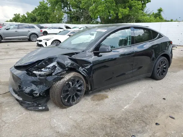 7SAYGDEE7SF288472 2025 TESLA MODEL Y - Image 1