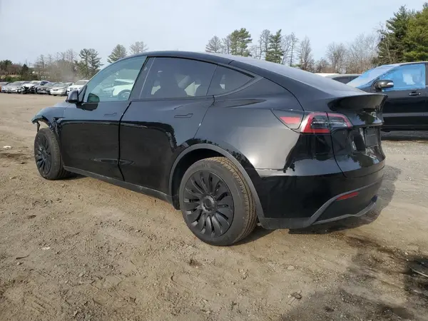 7SAYGDEE7SF288570 2025 TESLA MODEL Y - Image 2