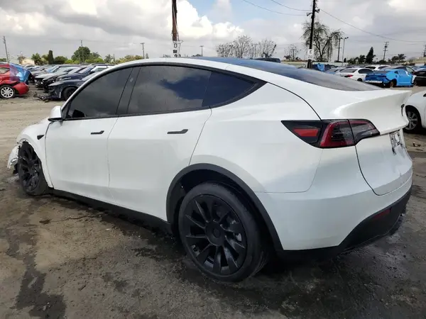 7SAYGDEE7SF297706 2025 TESLA MODEL Y - Image 2
