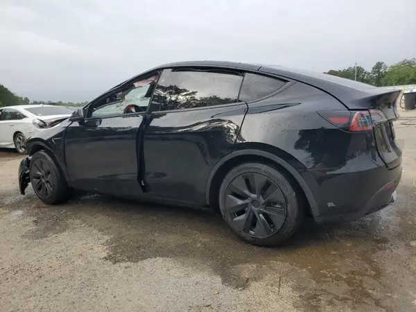 7SAYGDEE7SF302645 2025 TESLA MODEL Y - Image 2