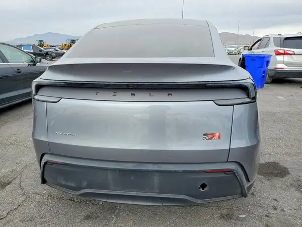 2026 TESLA MODEL Y auction photo 6
