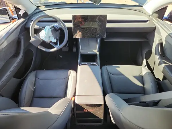 7SAYGDEE7TA389753 2026 TESLA MODEL Y - Image 8