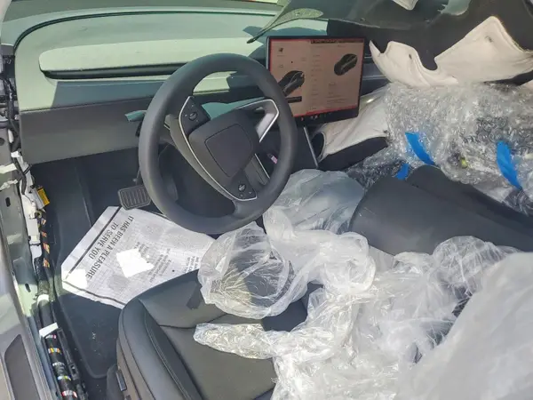 7SAYGDEE7TA393625 2026 TESLA MODEL Y - Image 8