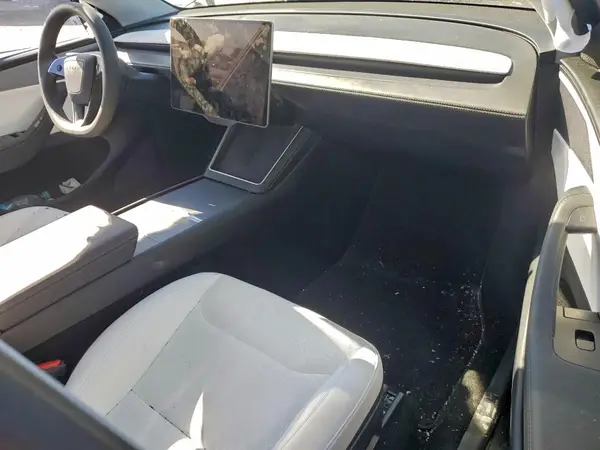 7SAYGDEE7TA394967 2026 TESLA MODEL Y - Image 8