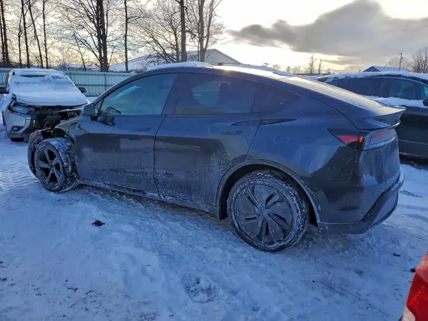 7SAYGDEE7TA397299 2026 TESLA MODEL Y - Image 2
