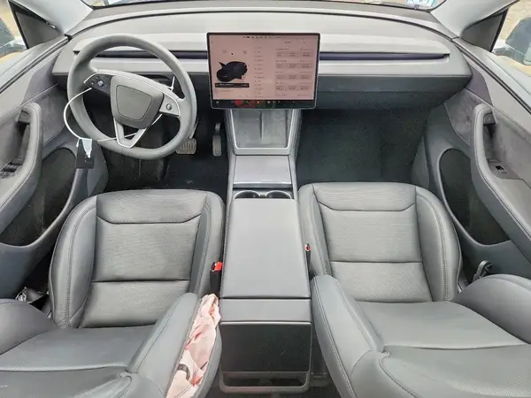 7SAYGDEE7TA399621 2026 TESLA MODEL Y - Image 8