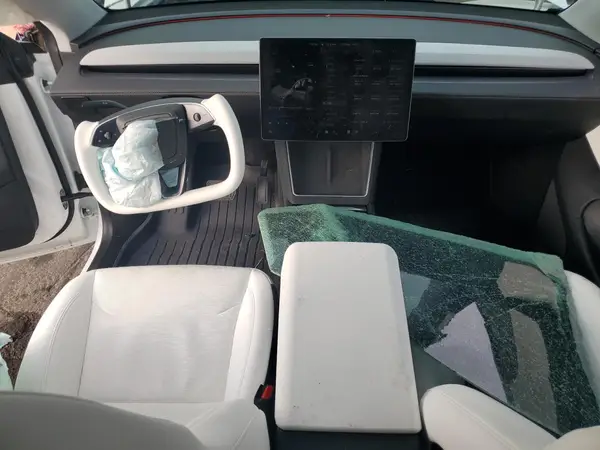 7SAYGDEE7TA414036 2026 TESLA MODEL Y - Image 8