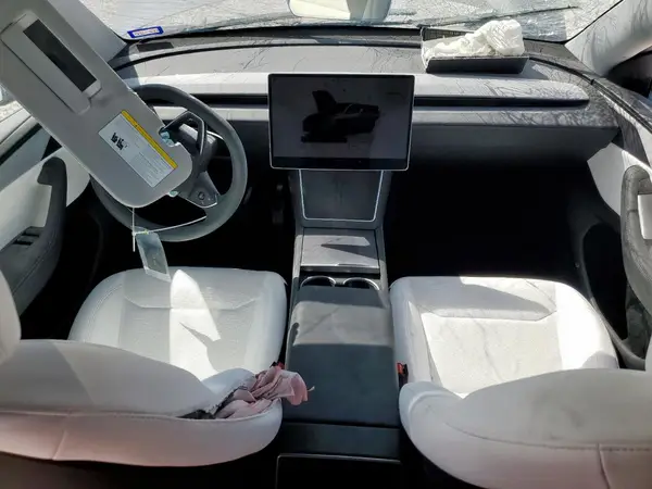 7SAYGDEE7TA429233 2026 TESLA MODEL Y - Image 8