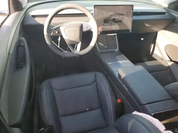 7SAYGDEE7TA447327 2026 TESLA MODEL Y - Image 8