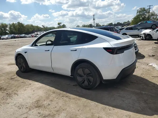 7SAYGDEE7TA459591 2026 TESLA MODEL Y - Image 2