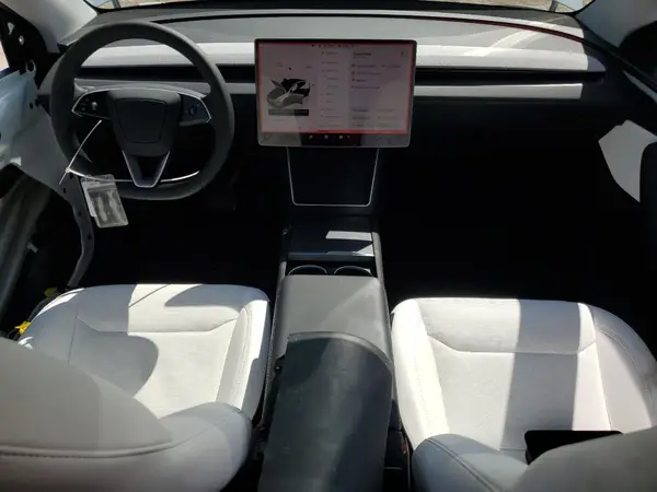 7SAYGDEE7TA459591 2026 TESLA MODEL Y - Image 8