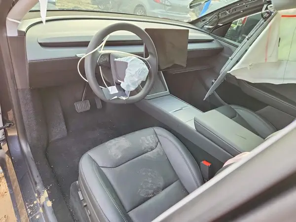 7SAYGDEE7TA478660 2026 TESLA MODEL Y - Image 8