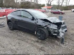 7SAYGDEE7TA597020 2026 TESLA MODEL Y