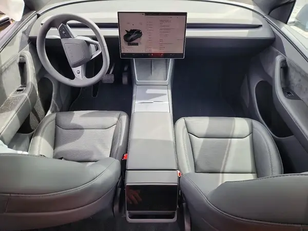 7SAYGDEE7TA627620 2026 TESLA MODEL Y - Image 8