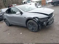 7SAYGDEE7TA630033 2026 TESLA MODEL Y