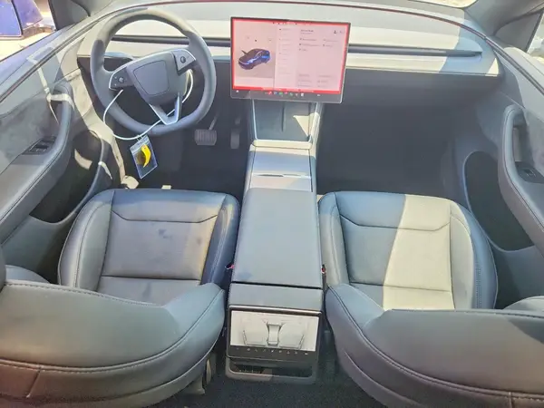 7SAYGDEE7TA666014 2026 TESLA MODEL Y - Image 8
