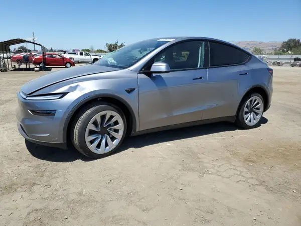 7SAYGDEE7TF325974 2026 TESLA MODEL Y - Image 1