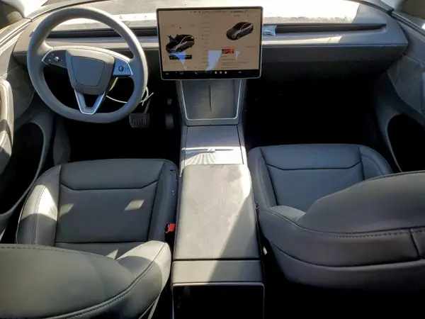7SAYGDEE7TF327014 2026 TESLA MODEL Y - Image 8