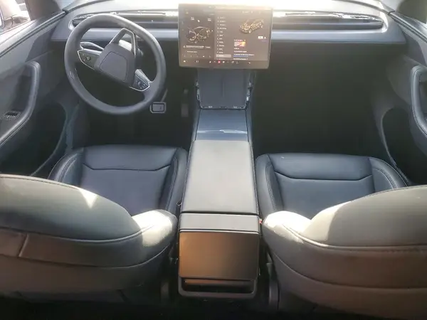 7SAYGDEE7TF328261 2026 TESLA MODEL Y - Image 8