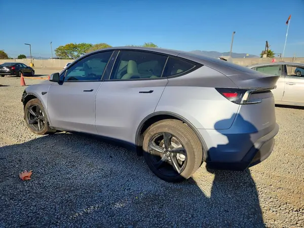 7SAYGDEE7TF330852 2026 TESLA MODEL Y - Image 2