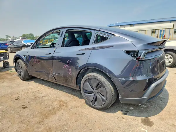7SAYGDEE7TF345271 2026 TESLA MODEL Y - Image 2