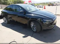 7SAYGDEE7TF346422 2026 TESLA MODEL Y